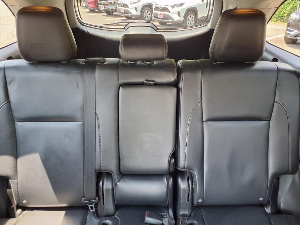 used 2016 Toyota Highlander car, priced at $23,800