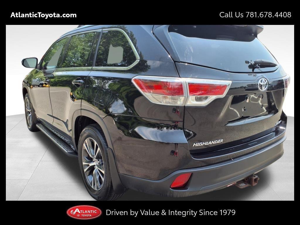 used 2016 Toyota Highlander car, priced at $23,800