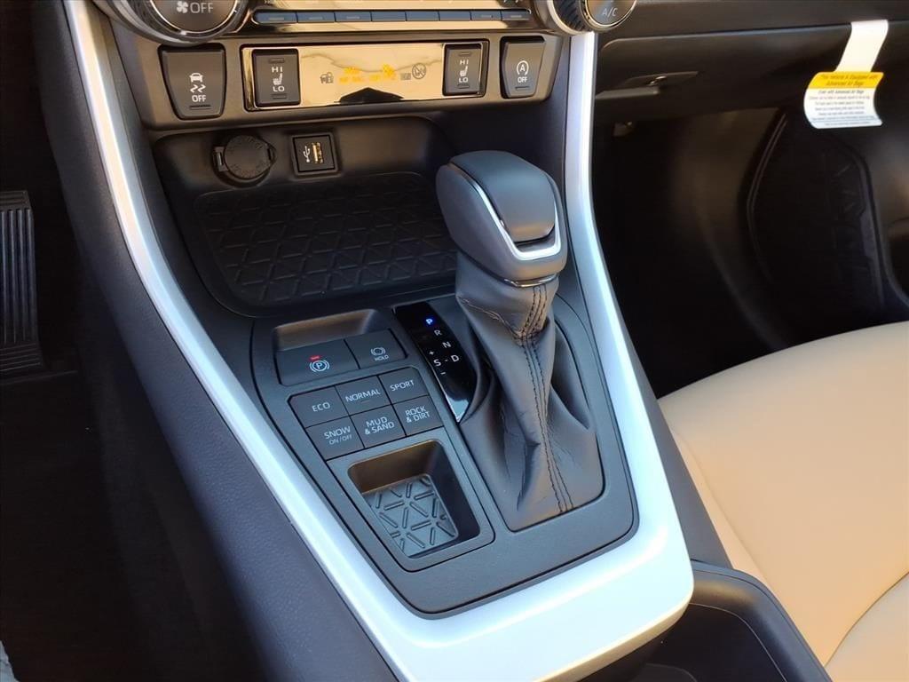 new 2025 Toyota RAV4 car, priced at $40,386