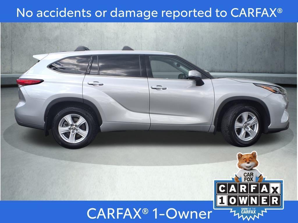 used 2022 Toyota Highlander car, priced at $31,753