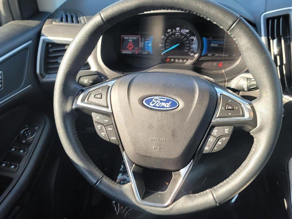 used 2024 Ford Edge car, priced at $21,795