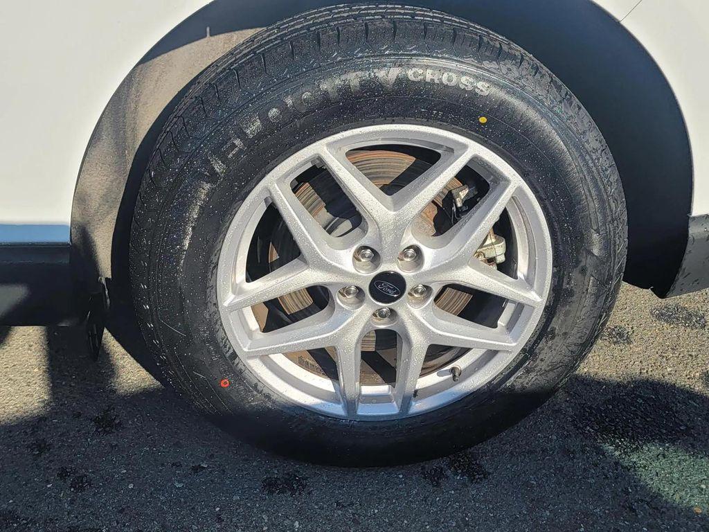 used 2024 Ford Edge car, priced at $21,795