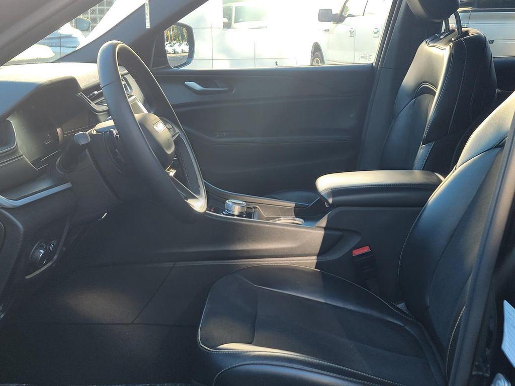 used 2024 Jeep Grand Cherokee L car, priced at $31,595