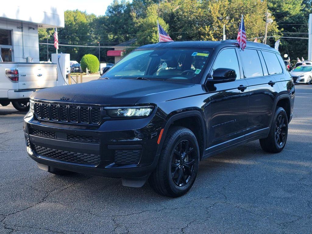 used 2024 Jeep Grand Cherokee L car, priced at $31,595