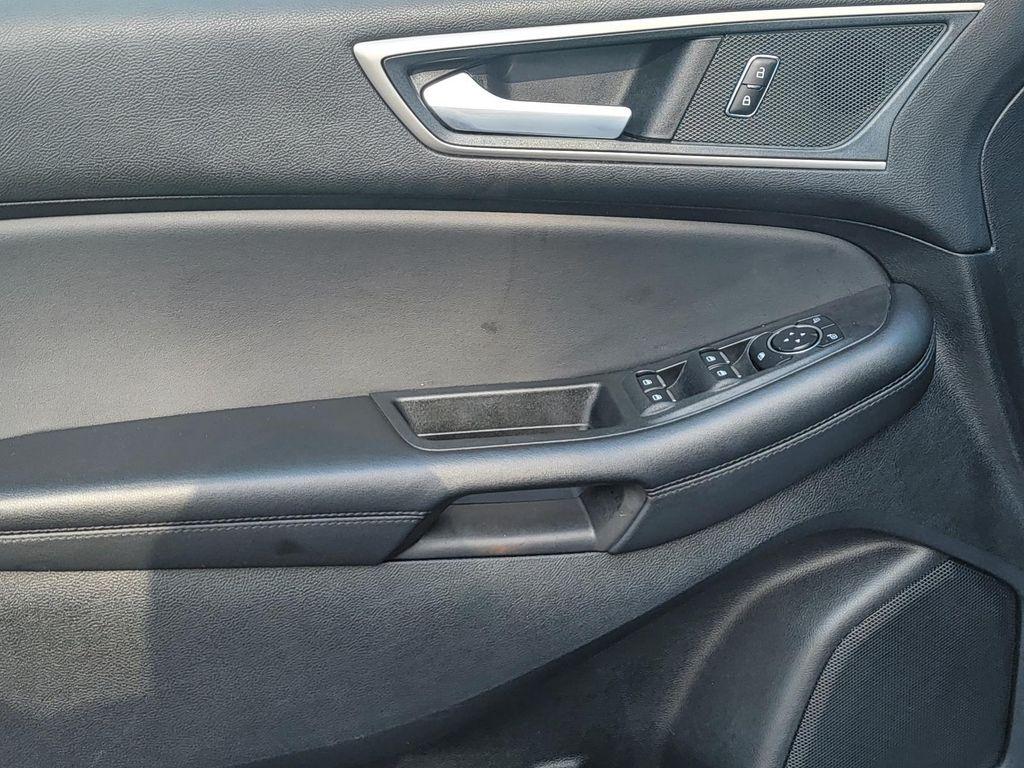 used 2024 Ford Edge car, priced at $21,895