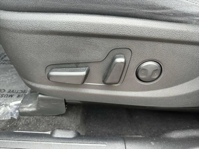 used 2023 Hyundai Santa Fe car, priced at $21,595