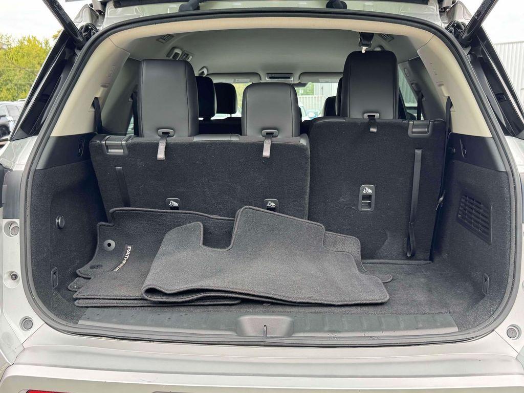 used 2023 Nissan Pathfinder car, priced at $31,995