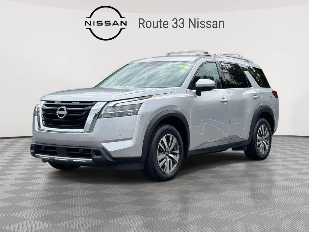 used 2023 Nissan Pathfinder car, priced at $31,995