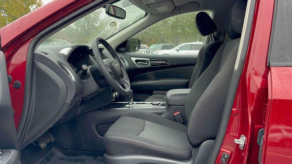 used 2020 Nissan Pathfinder car, priced at $18,995