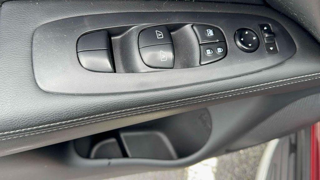 used 2020 Nissan Pathfinder car, priced at $18,995