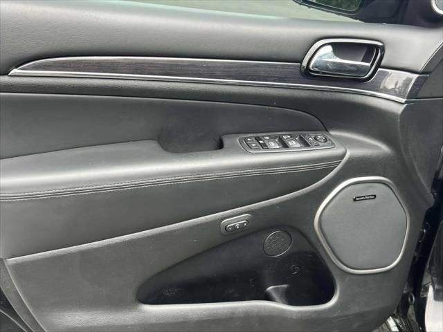 used 2020 Jeep Grand Cherokee car, priced at $19,995