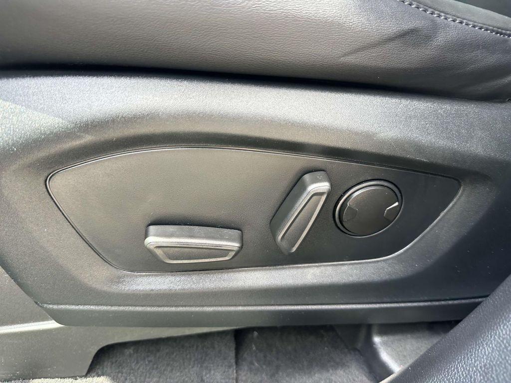 used 2022 Ford Explorer car, priced at $29,995