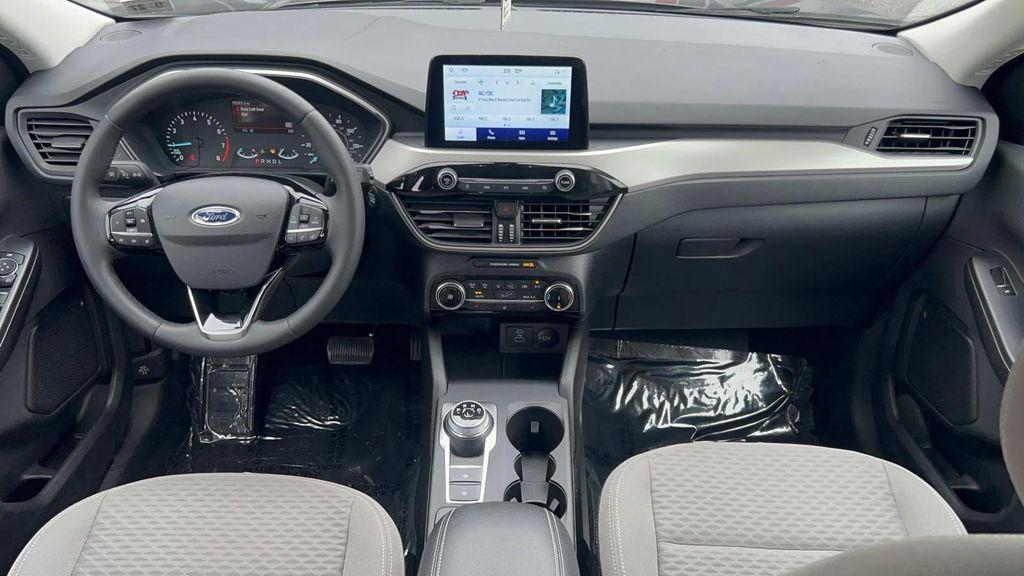 used 2022 Ford Escape car, priced at $19,995