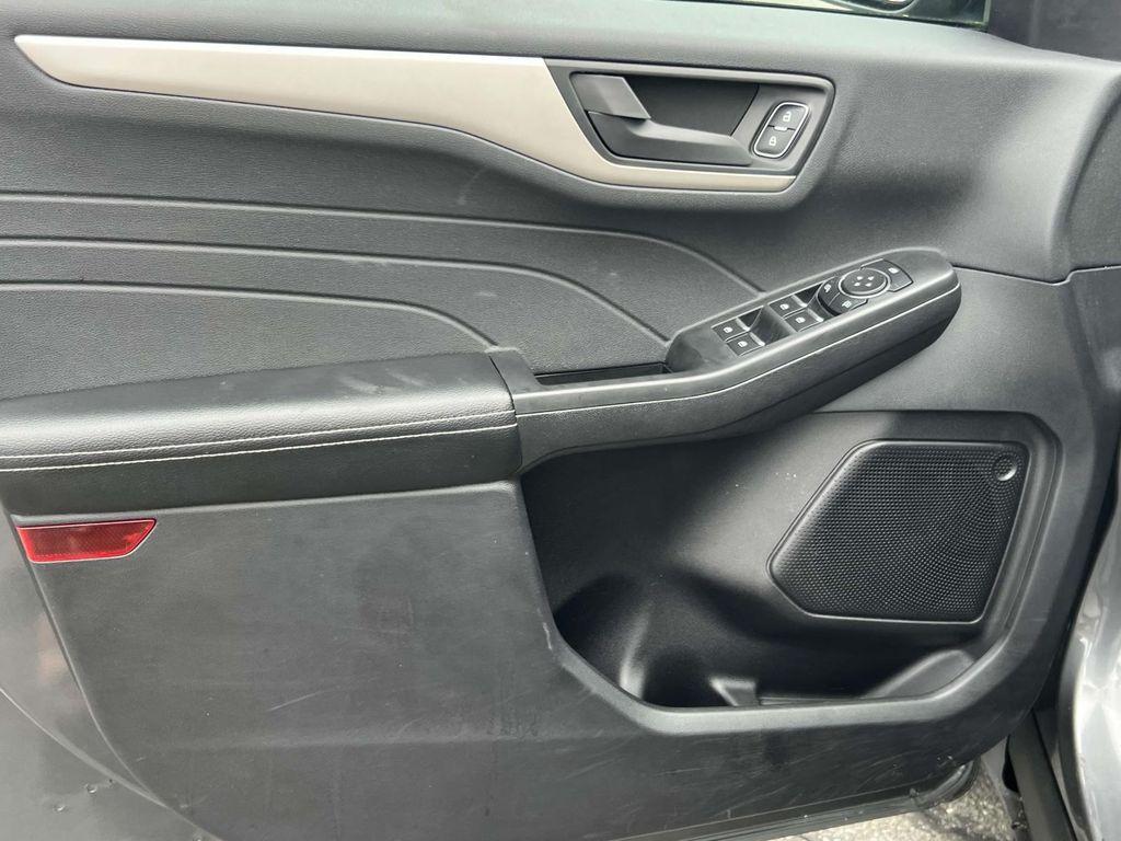 used 2022 Ford Escape car, priced at $19,995