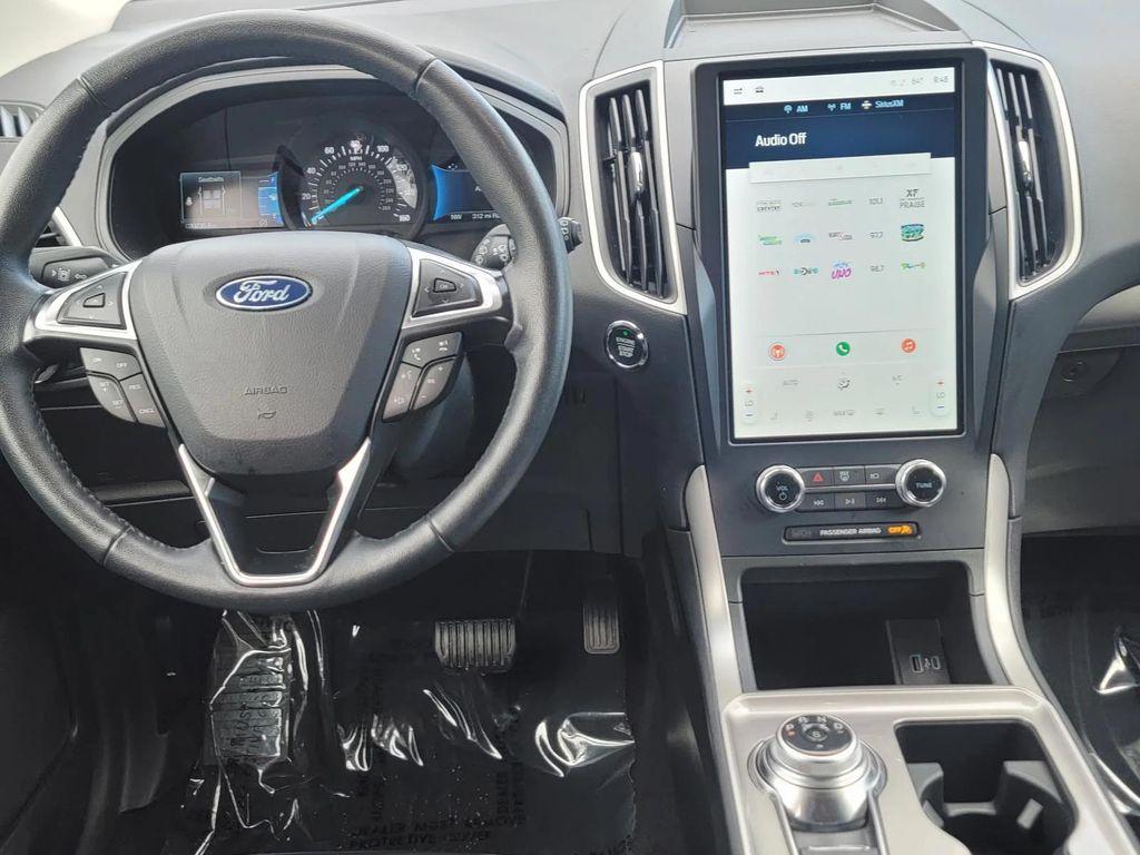 used 2024 Ford Edge car, priced at $22,995