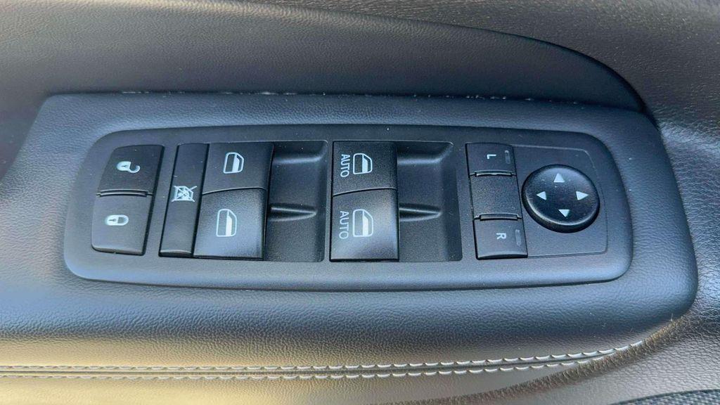 used 2021 Jeep Grand Cherokee car, priced at $20,995