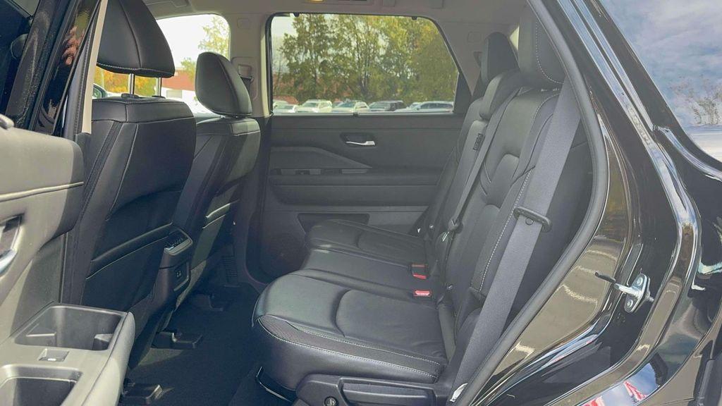 used 2023 Nissan Pathfinder car, priced at $30,995