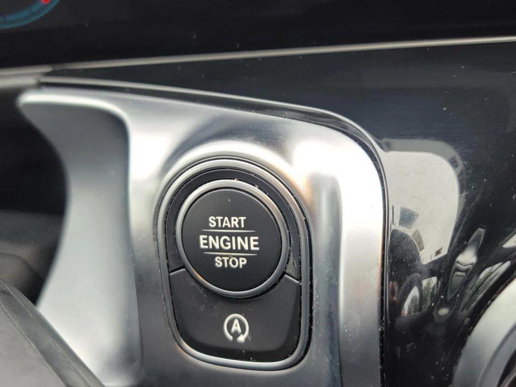 used 2021 Mercedes-Benz GLB 250 car, priced at $25,495