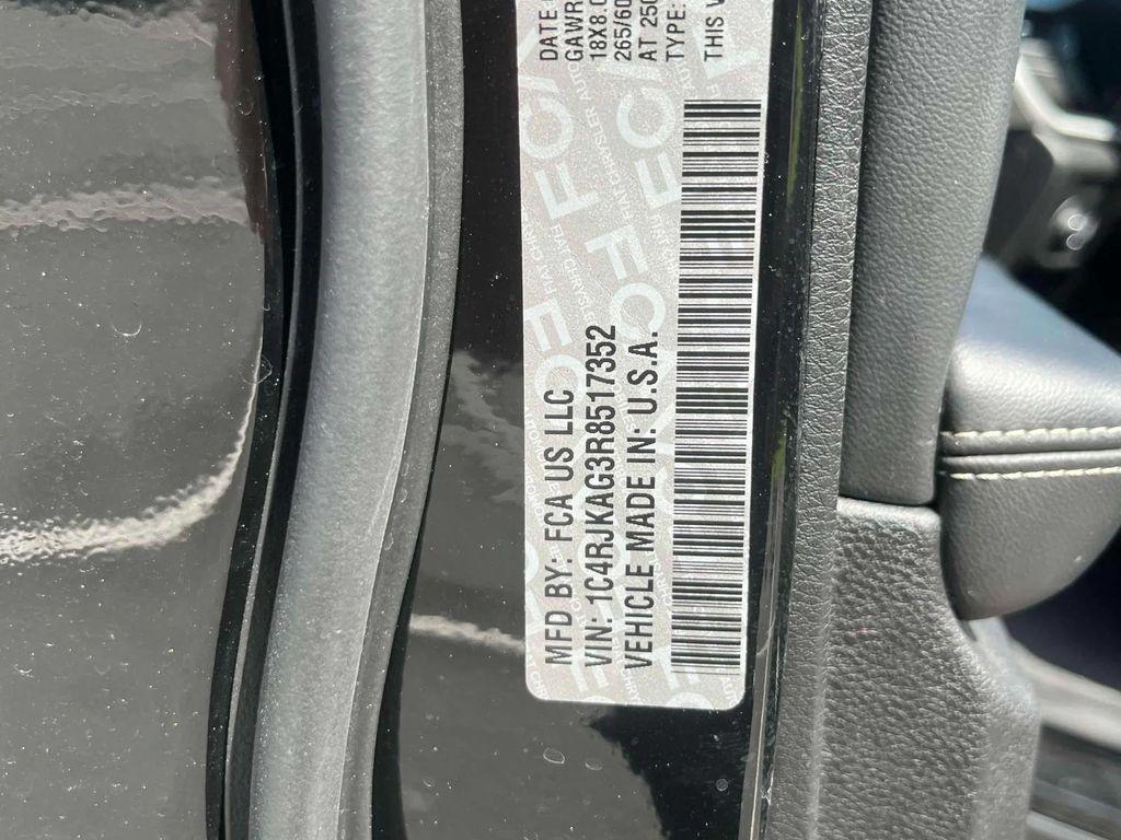 used 2024 Jeep Grand Cherokee L car, priced at $29,995