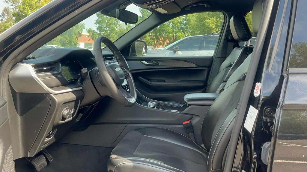 used 2024 Jeep Grand Cherokee L car, priced at $29,995