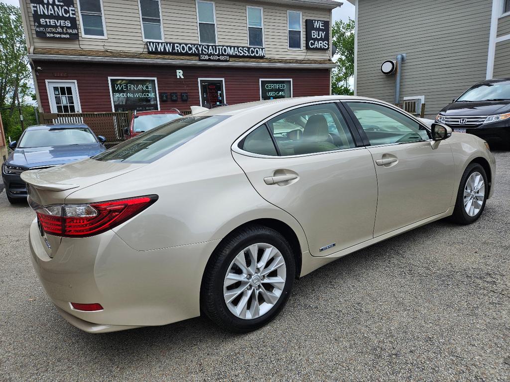 used 2015 Lexus ES 300h car, priced at $15,995