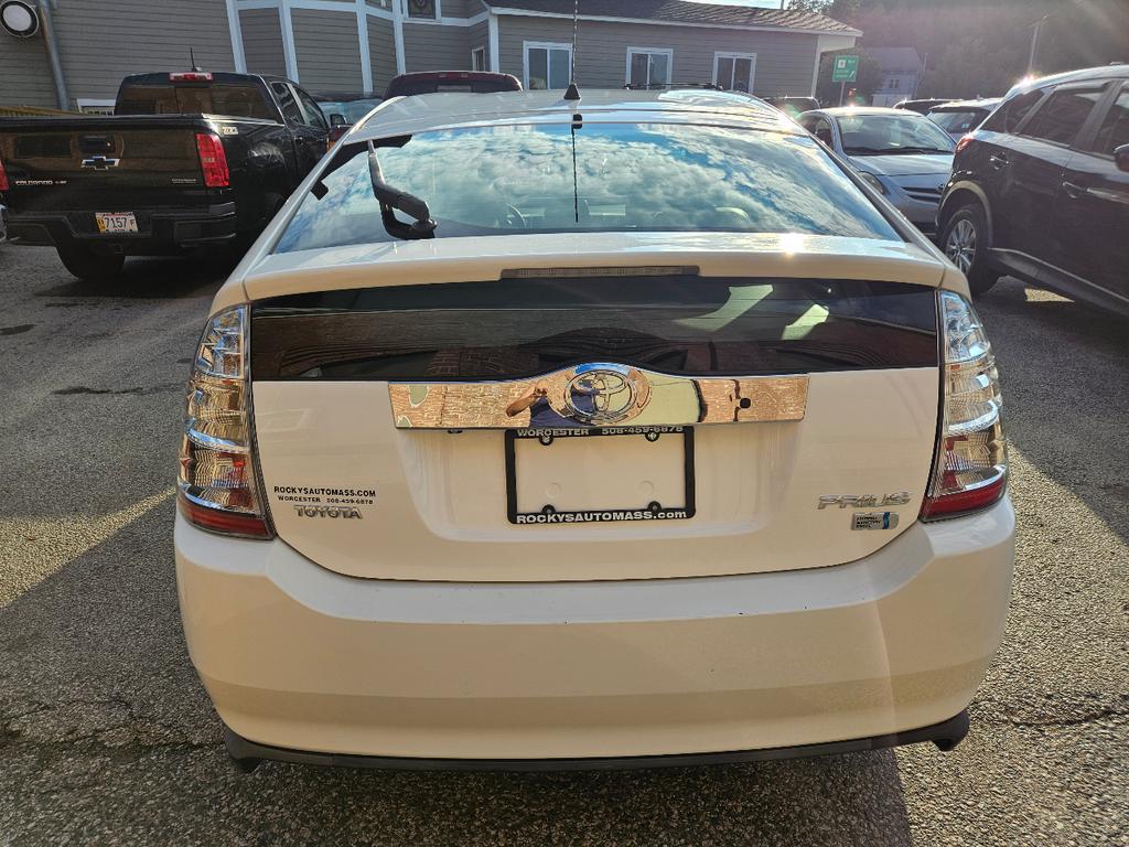 used 2006 Toyota Prius car, priced at $5,395