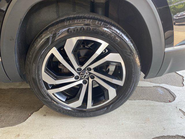 used 2022 Volkswagen Atlas car, priced at $30,495