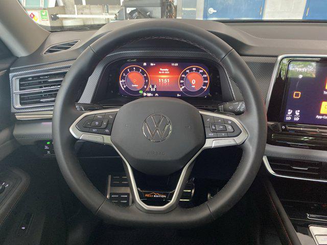 new 2025 Volkswagen Atlas car, priced at $49,646