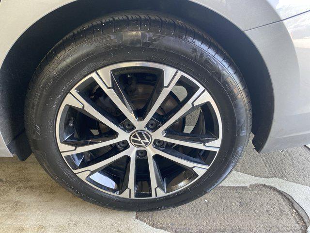 used 2022 Volkswagen Jetta car, priced at $19,995