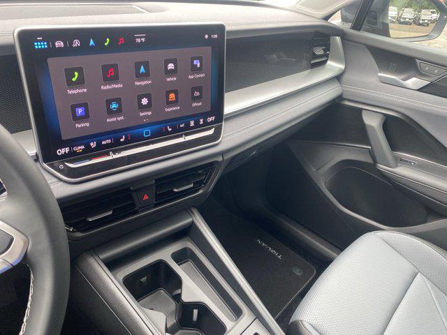 new 2025 Volkswagen Tiguan car, priced at $35,921