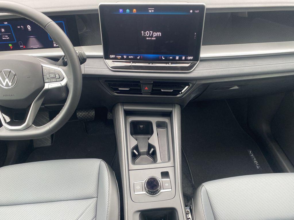 new 2025 Volkswagen Tiguan car, priced at $34,421