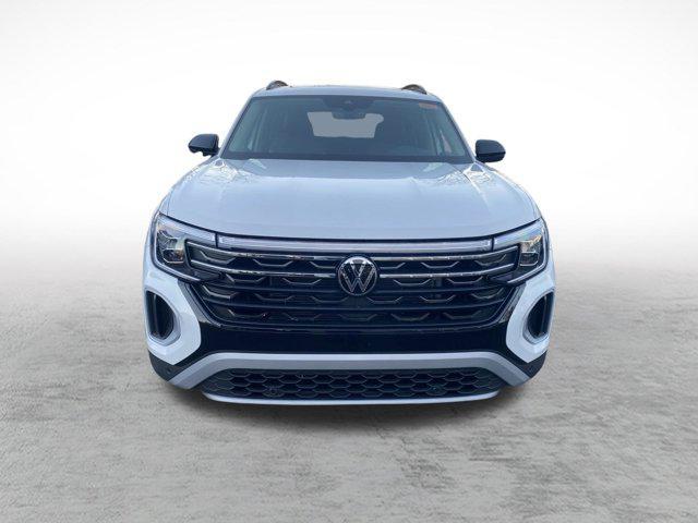 new 2025 Volkswagen Atlas car, priced at $49,646