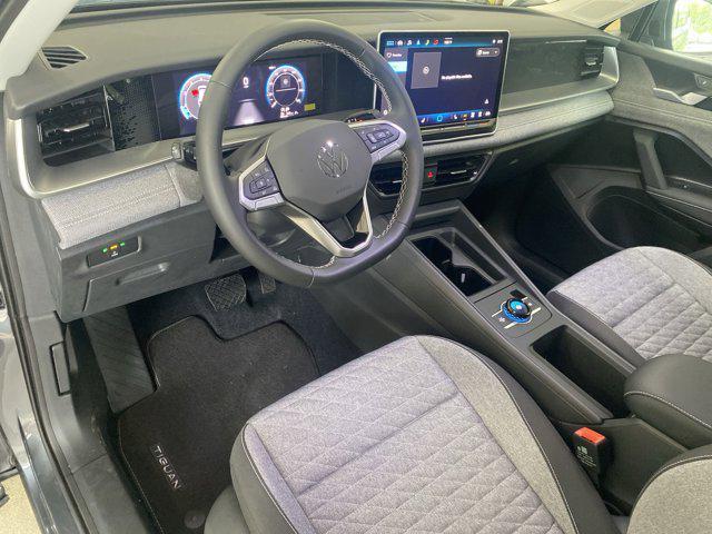 new 2025 Volkswagen Tiguan car, priced at $33,121