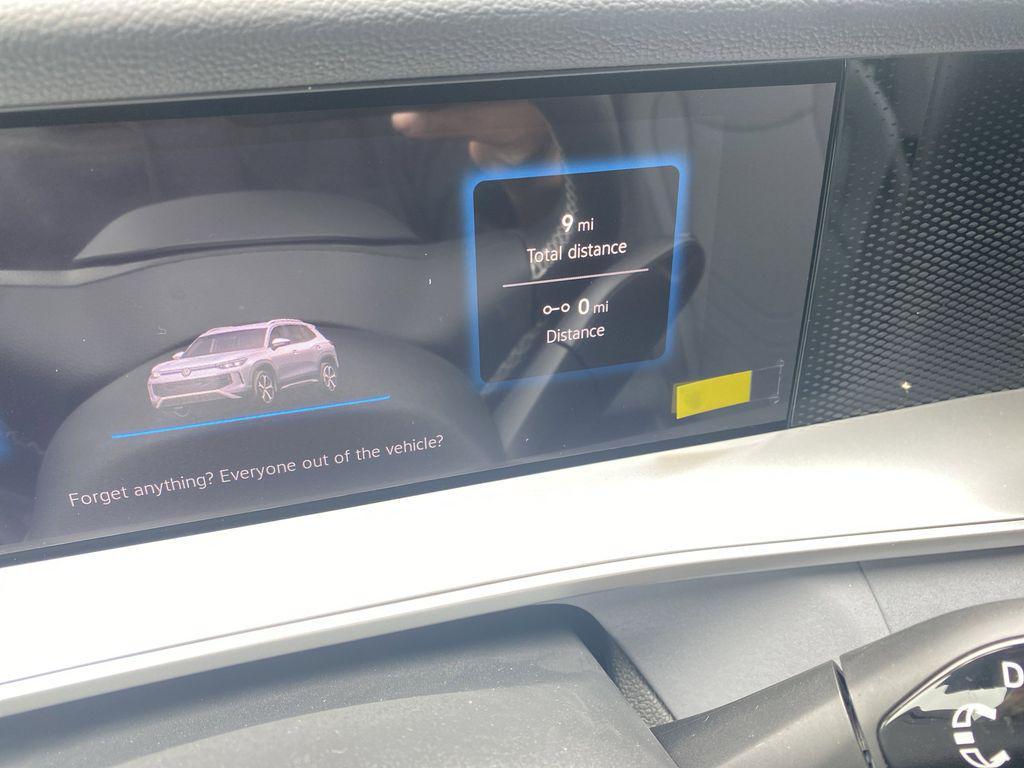 new 2025 Volkswagen Tiguan car, priced at $35,182