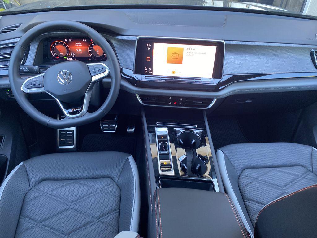 new 2025 Volkswagen Atlas car, priced at $46,146