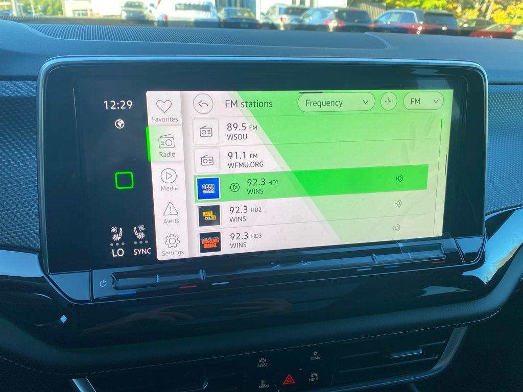 new 2026 Volkswagen Atlas Cross Sport car, priced at $56,408