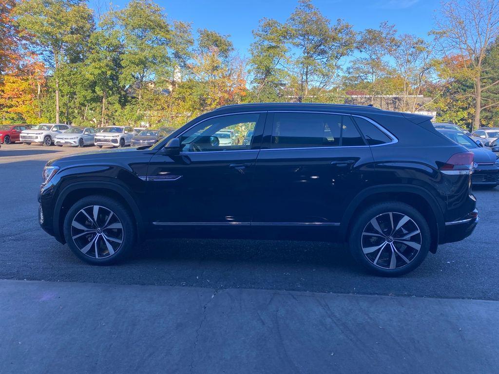 new 2026 Volkswagen Atlas Cross Sport car, priced at $56,408