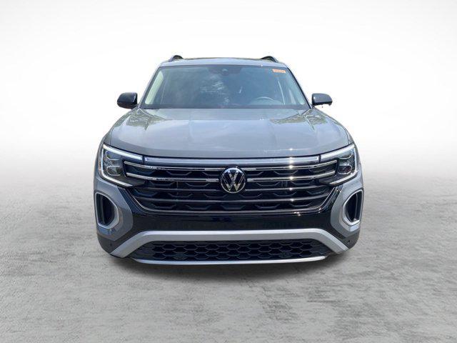 new 2025 Volkswagen Atlas car, priced at $49,406