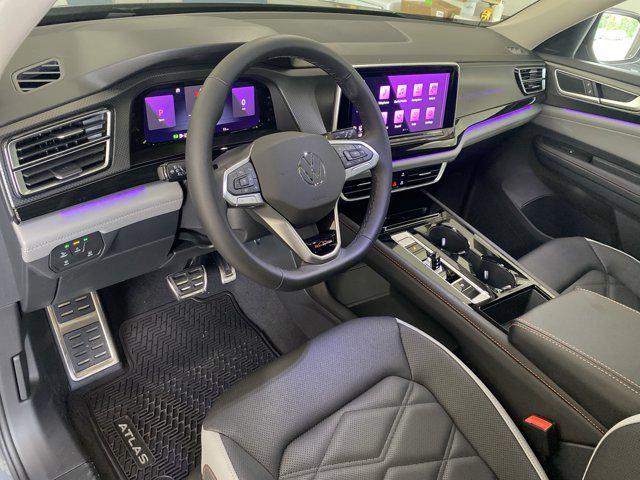 new 2025 Volkswagen Atlas car, priced at $49,406