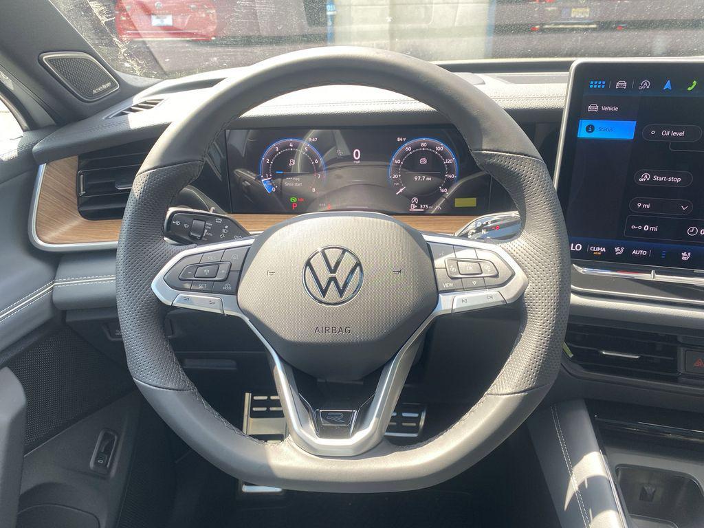 new 2025 Volkswagen Tiguan car, priced at $43,481