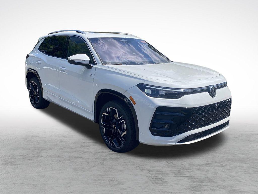 new 2025 Volkswagen Tiguan car, priced at $43,481