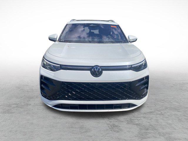 new 2025 Volkswagen Tiguan car, priced at $43,481