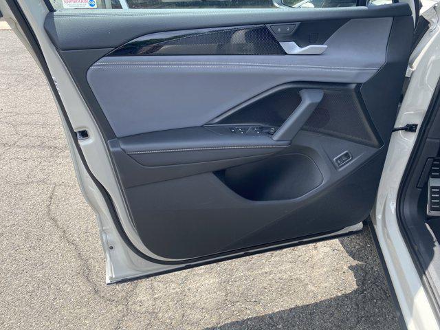 new 2025 Volkswagen Tiguan car, priced at $39,846
