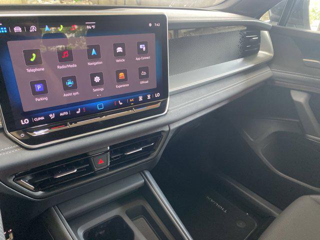 new 2025 Volkswagen Tiguan car, priced at $39,846