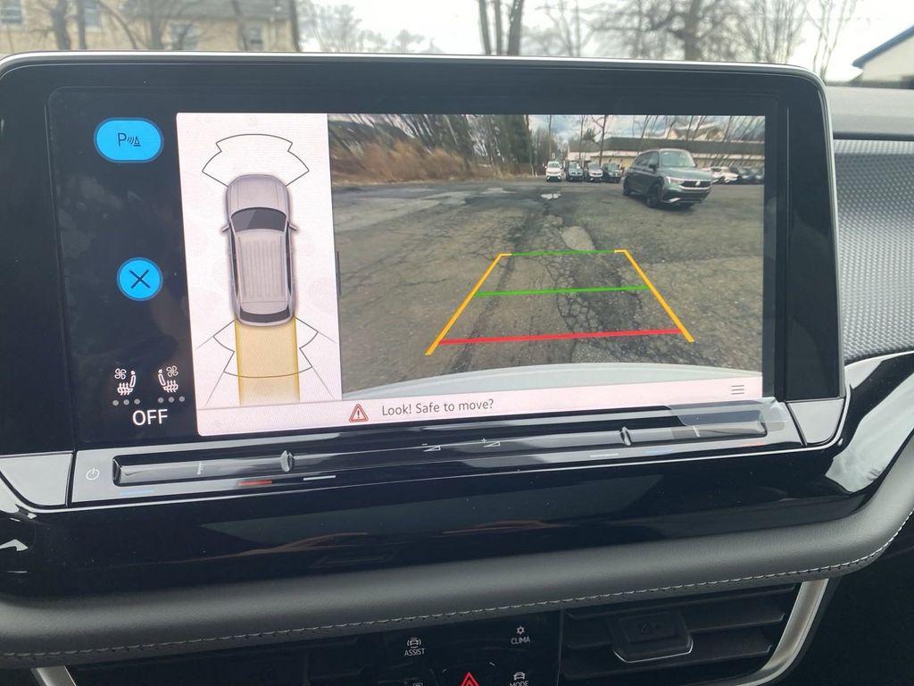 new 2024 Volkswagen Atlas Cross Sport car, priced at $47,375