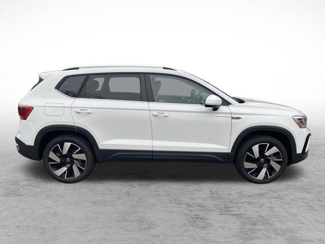 new 2024 Volkswagen Taos car, priced at $36,373