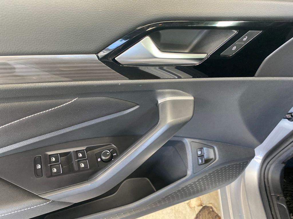 used 2024 Volkswagen Jetta car, priced at $23,988