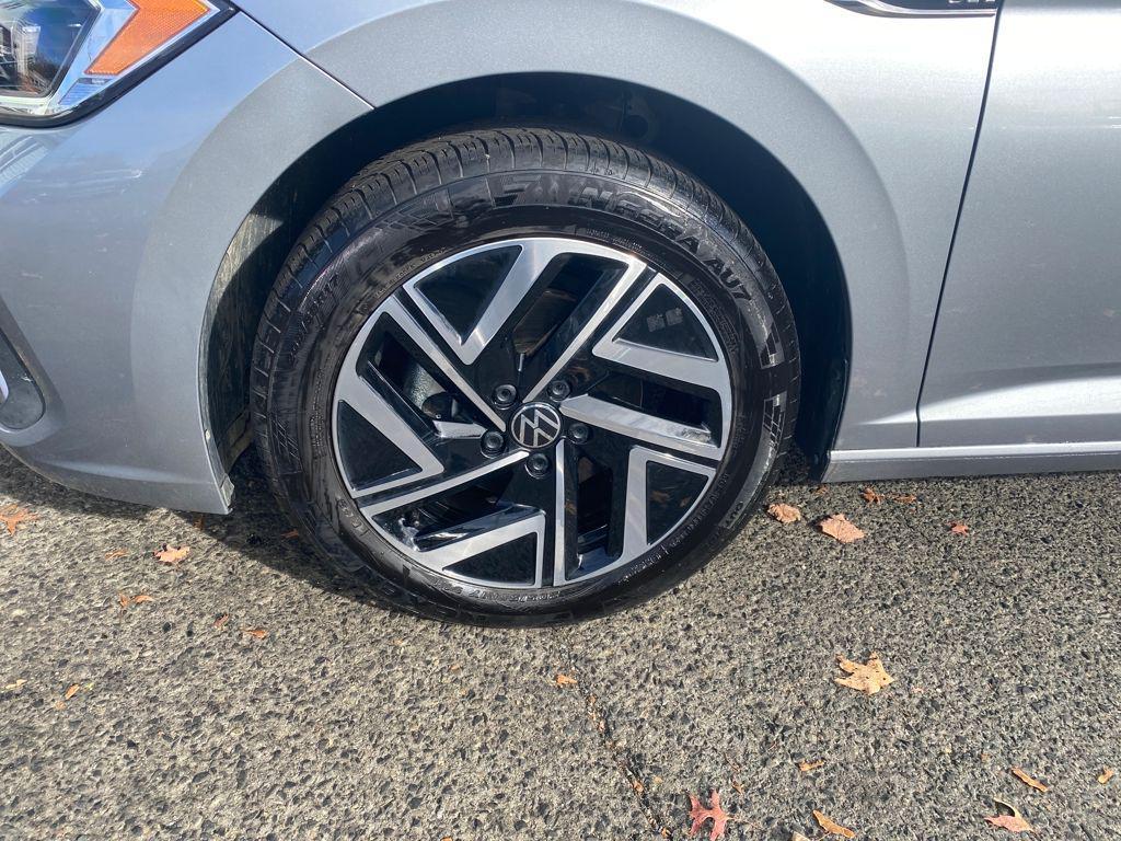 used 2024 Volkswagen Jetta car, priced at $23,988