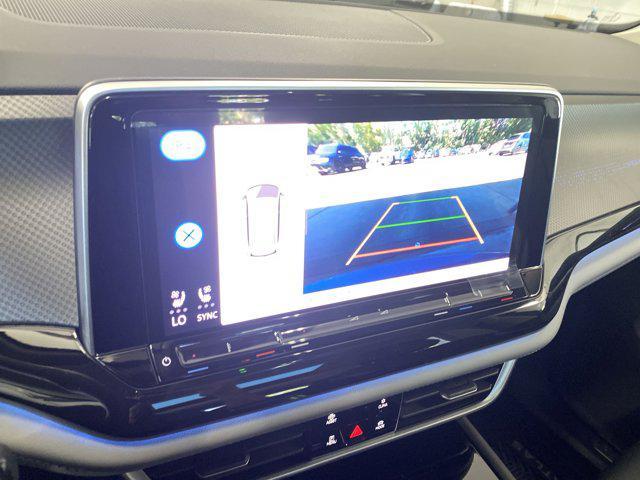 new 2025 Volkswagen Atlas car, priced at $49,406