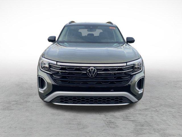 new 2025 Volkswagen Atlas car, priced at $48,951